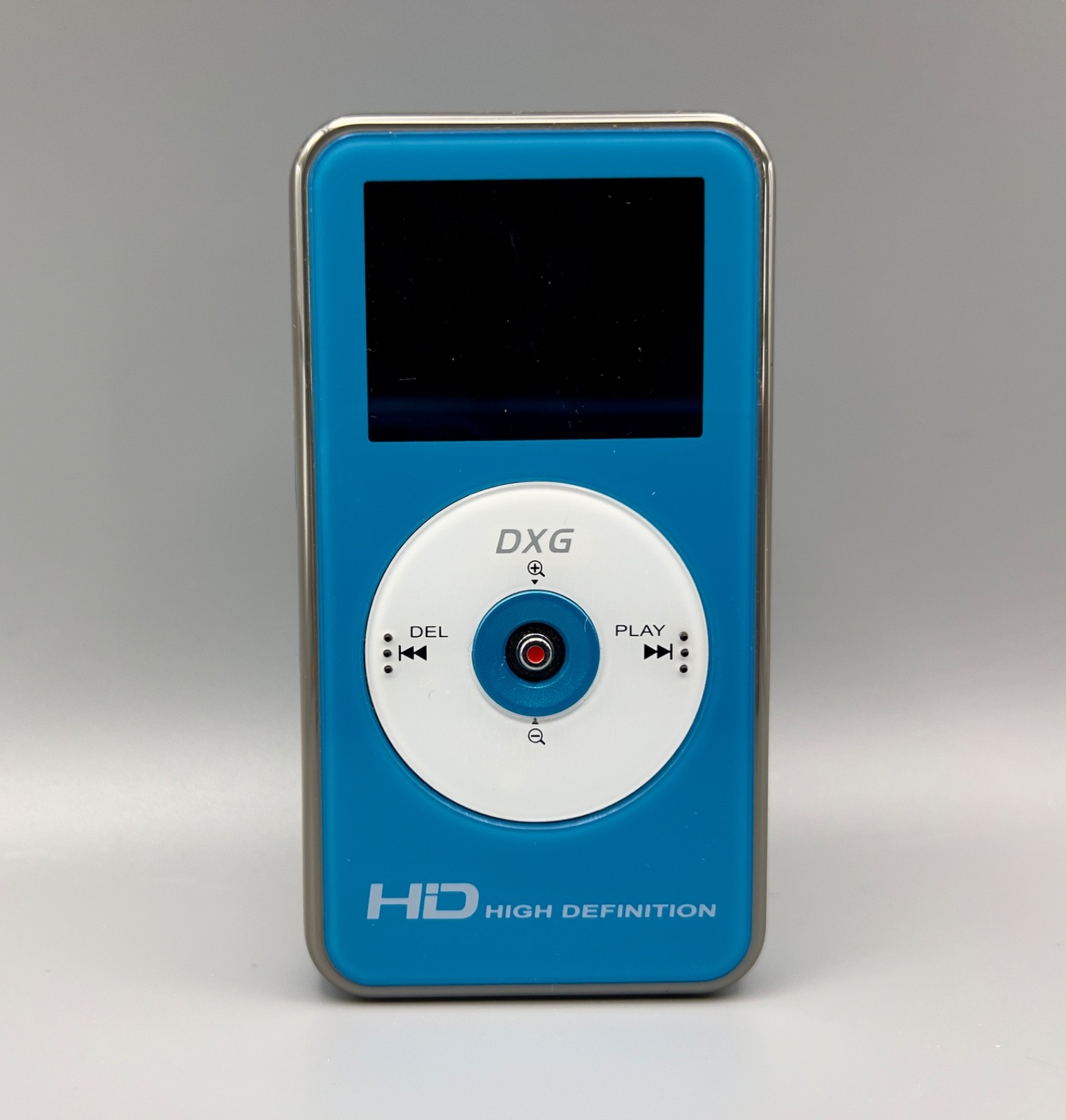 1.7 In Hi-res Lcd, 2x Zoom Blue Camera Works