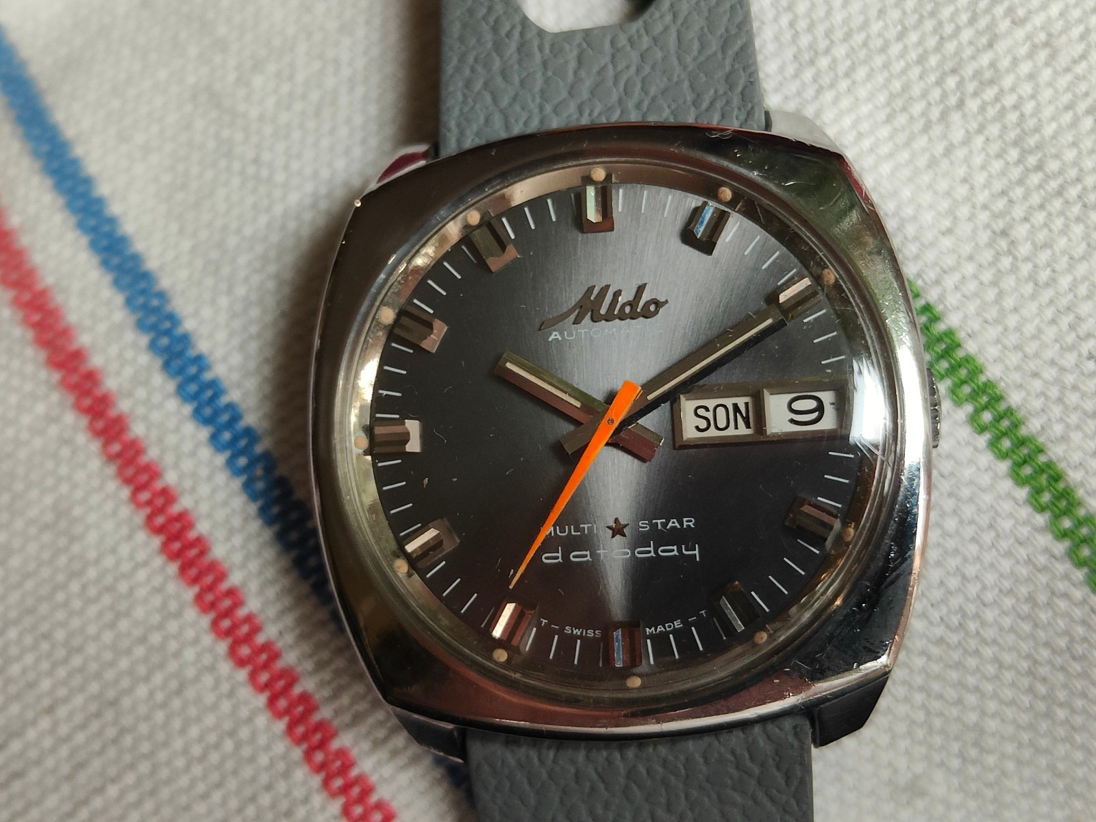 Mido Automatic Multistar Dataday Day/Date Vintage - image 15