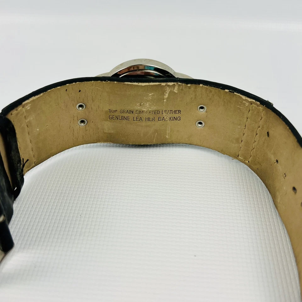 Reloj Nine West Mujer Tono Plateado Banda Ancha 33.6mm Estuche Correa Cuero Negro Foto 4 de 4