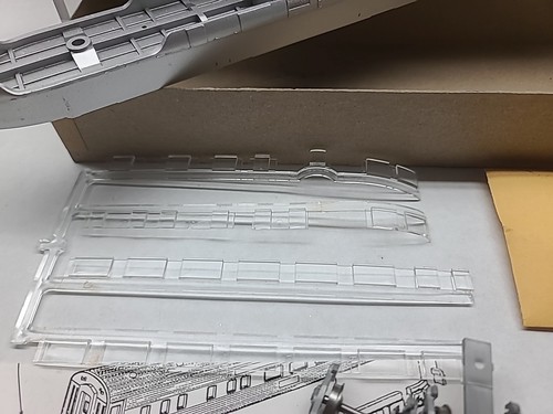 Athearn HO Scale 1837 Observation Passenger Car New York Central 8006 unmontiert - Bild 3 von 12