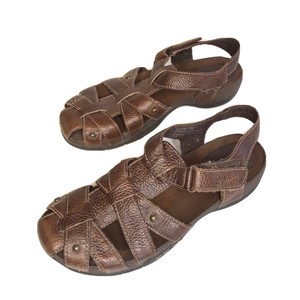 baretraps fisherman sandals