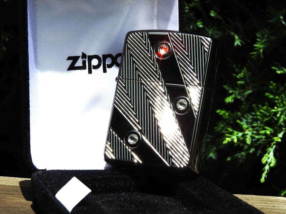 Collectible of The Year 2017 Europe Zippo Lighter - Limited Collectible of The Year 2017 Europe Zippo Lighter - Limited