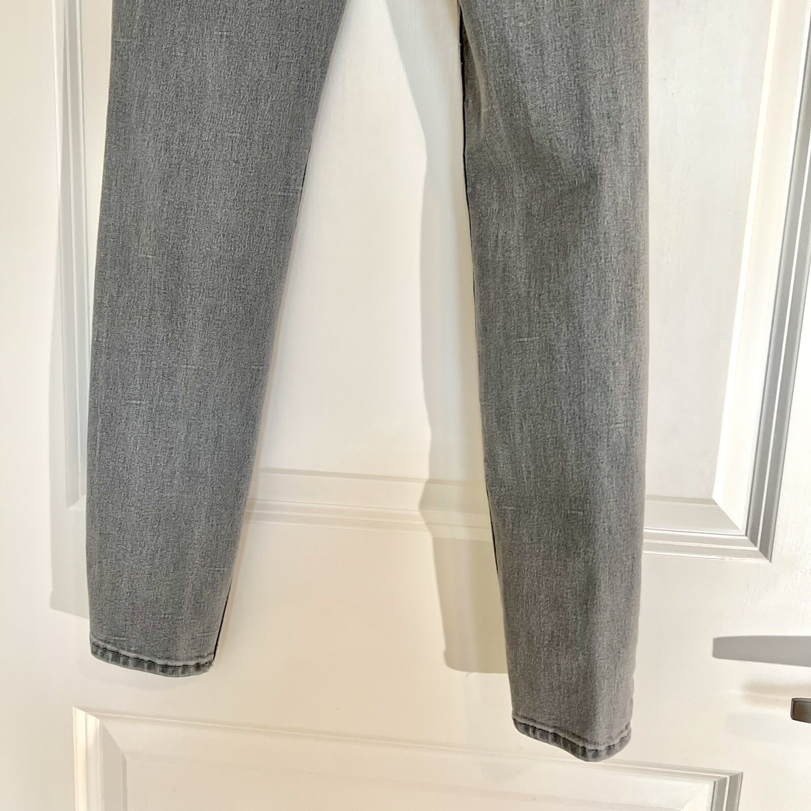 ZARA High Rise Ankle Jeans Women’s 4 Gray Wash Skinny Straight Leg Denim Pants thumbnail 8