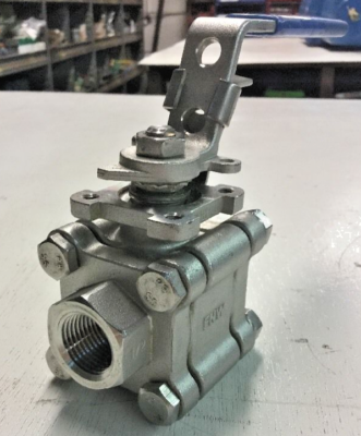 Valvola A Sfera FNW 320A 1/2" NPT, Corpo In CF8M, Maniglia Con Blocco – Nuova Eccedenze