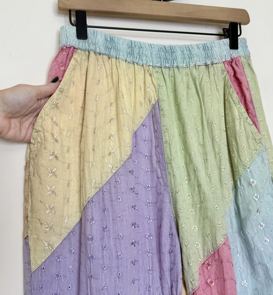 Vintage Sacred Threads Patchwork Embroidered Pastel Pull On Pants Size Large - Image 3 of 4