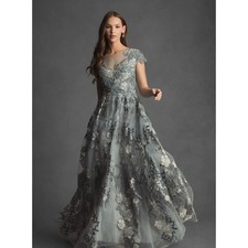 Mac Duggal Women's Seamist Floral Embroidered Short Sleeve Gown Size 14 NWT