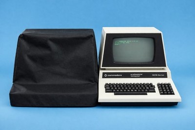 Commodore CBM 3016/3032 - Handmade - New Color Choice - Dustcover 