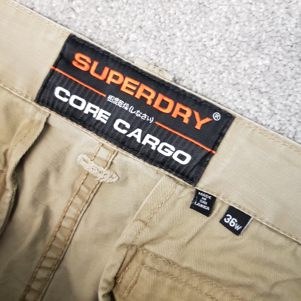Shorts masculino Superdry 36 bege núcleo de carga utilitário paraquedista militar combate W36 - Imagem 4 de 4