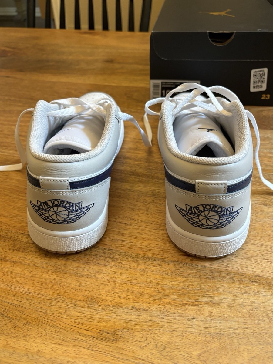 Size 10.5 - Air Jordan 1 Low Georgetown View 5