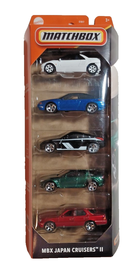 マッチボックス　15 Amazon.com: Matchbox Nissan Ariya, Moving Parts 15/54 [Gold