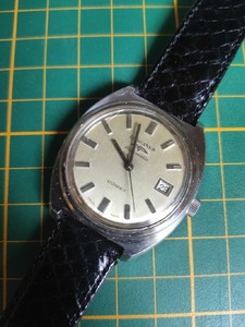 Longines Comet boîtier