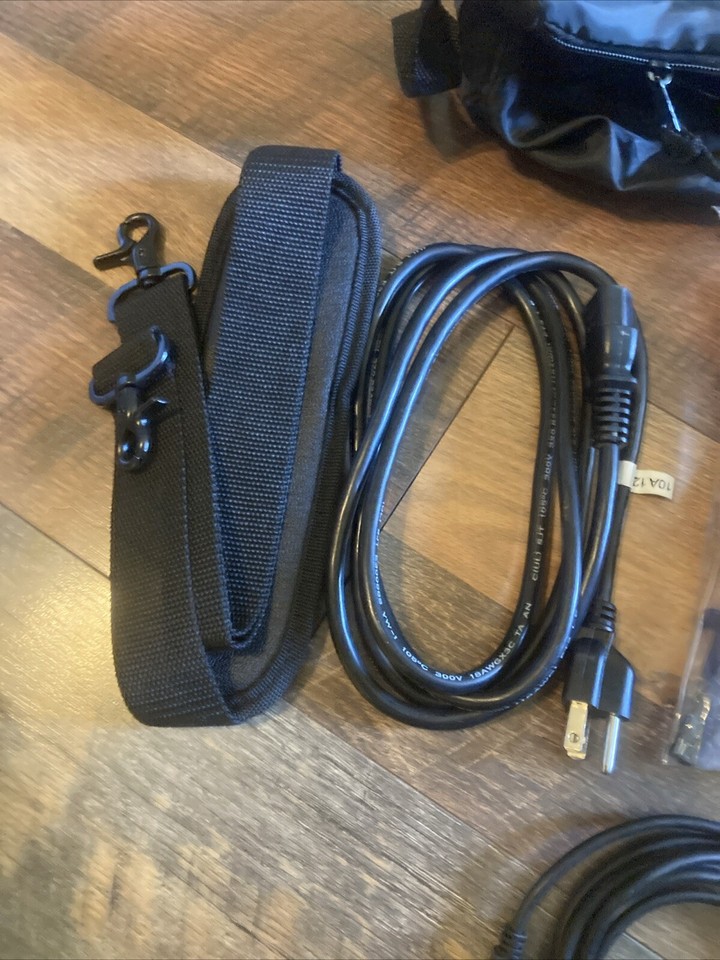 Fluke 1550c 5kV 5000V Insulation Tester MegOhmMeter Megger IMMACULATE