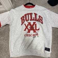 90s Vintage Chicago Bulls Front Row Salem Sweatshirt Made in USA Michael Jordan