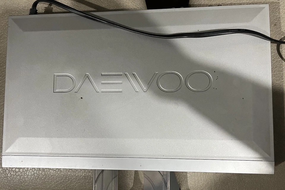Reproductor de DVD Daewoo DVG-9200N Foto 2 de 3