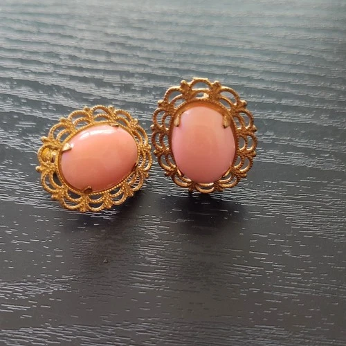 Miriam Haskell Vintage Pink Oval Earrings Gold-Tone Screw Back Signed Fashion