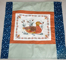 HANDSEWN QUILT LAP DUCK PATCHWORK 2 SIDED DECOR COUNTRY FARMHOUSE 28X29 QUILTING