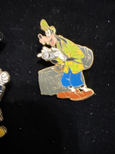 RARE Disney Pins Alaska Airlines - Spirit of Disneyland Promotional Pin Set 2003 - Picture 5 of 6
