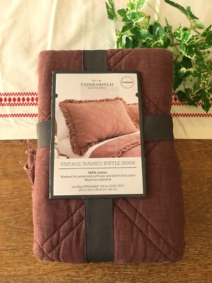 NWT THRESHOLD VINTAGE WASHED RUFFLE COTTON PILLOW SHAM 20x26 STANDARD NEW !