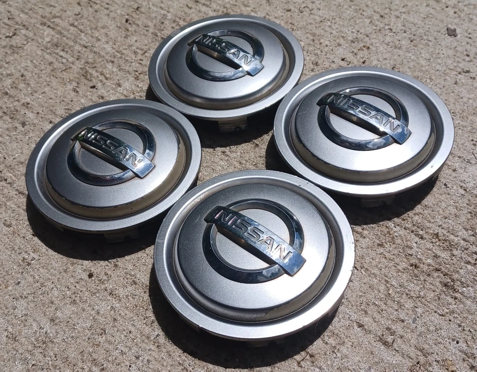 Juego de 4 tapas centrales Nissan Frontier Xterra Pathfinder, 2002-2004 p/n 40342 5W510 Foto 2 de 3