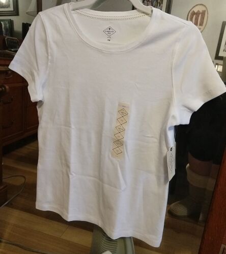 St. John's Bay Ladies Petite M Classic Crafted Tee Shirt White - Picture 1 of 8