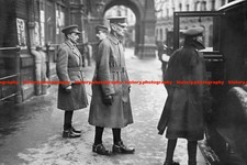 F020897 Überwachung deutsche Abrüstung britische Offiziere in Berlin 1920 1.WK