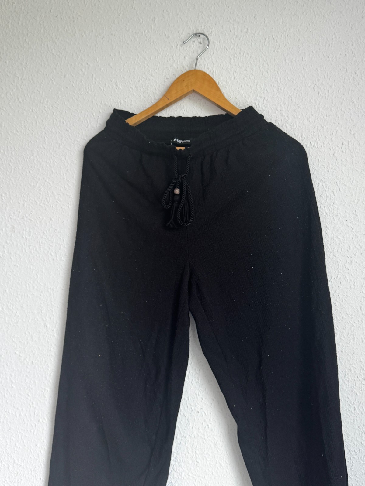 FSISTER Black High-Waisted Textured Lounge Pants with Tassel Drawstring image 5