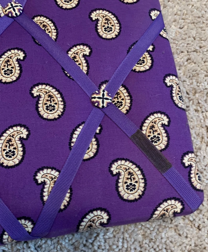 Tarjeta de memoria fotográfica Vera Bradley Ribbon 24"x18" simplemente violeta Foto 4 de 4