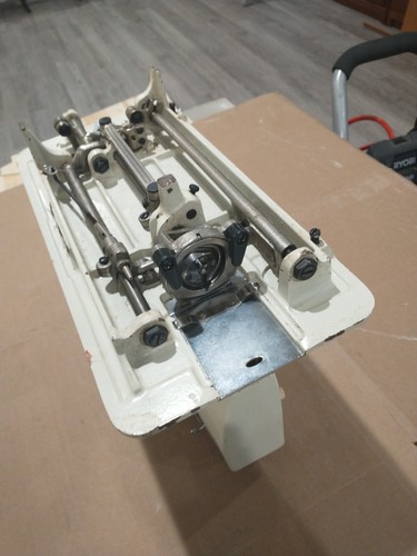 Dressmaker Model 303SS Sewing Machine PARTS Taiwan - Picture 5 of 6