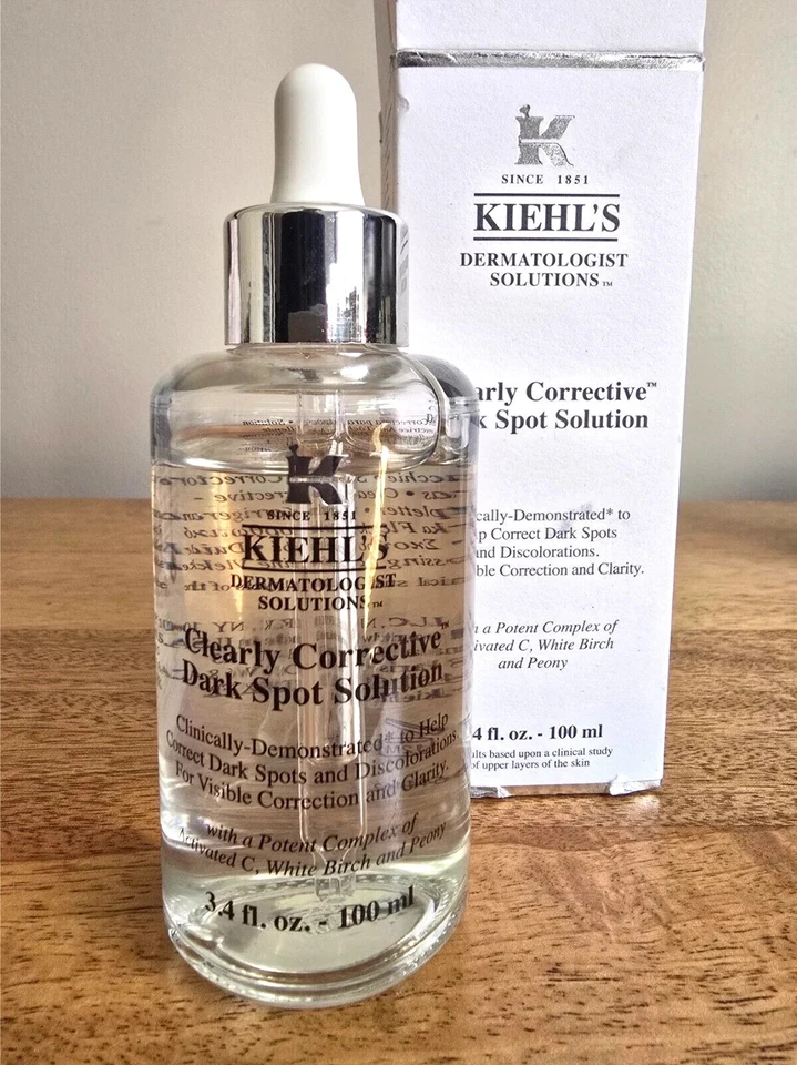Kiehl's Clearly Corrective Dark Spot Serum Brightening Facial Serum with new box - Image 2 of 2