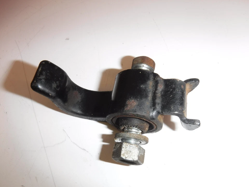 Suzuki TC90 1970 manija de cierre de asiento Foto 4 de 4