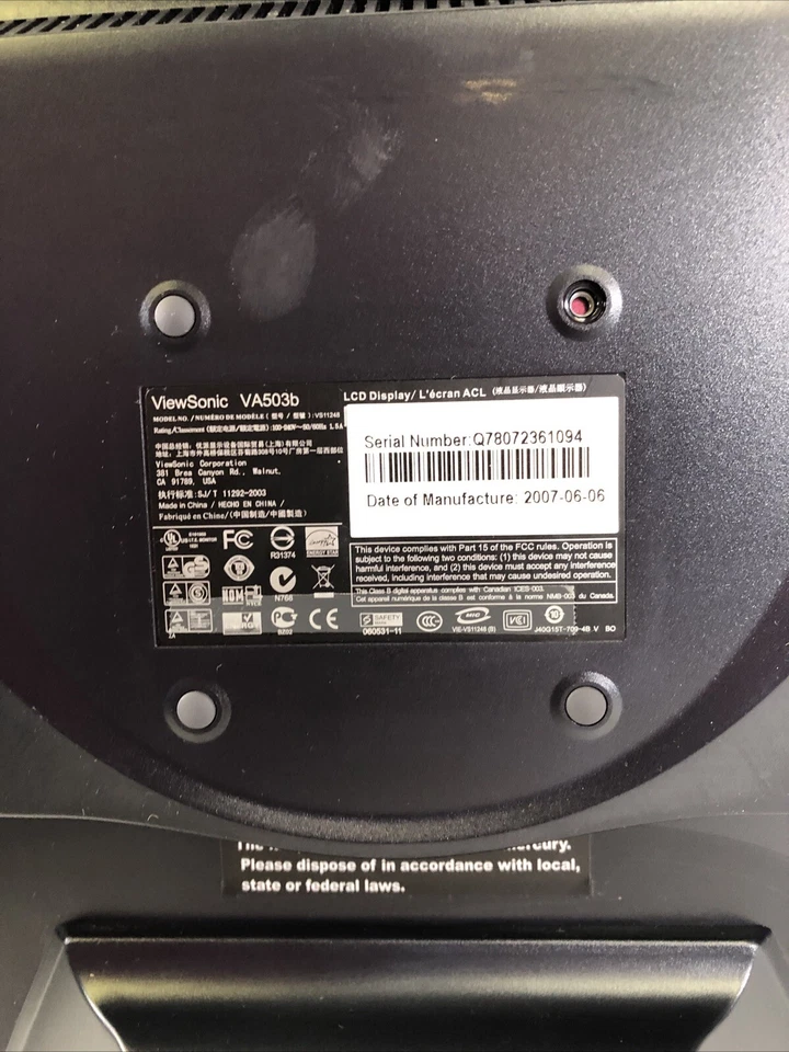 ViewSonic VA503b 17" LCD Flat Panel Monitor Display VGA w/ Cords - Image 4 of 4