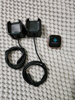 FITBIT VERSA 2 SMART WATCH HEALTH TRACKER ROSE GOLD