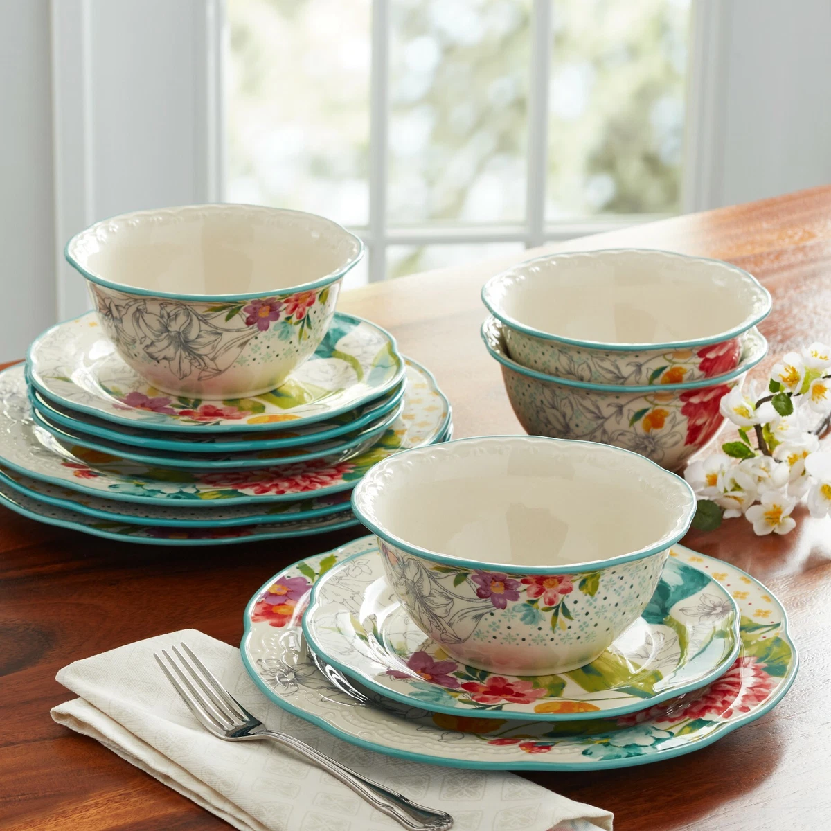 The Pioneer Woman Dinnerware Set, Gorgeous Garden, 12 Pieces 