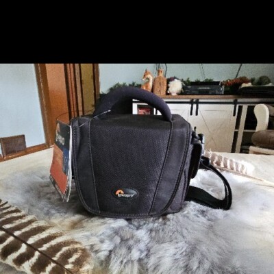 NWT LOWEPRO EDIT 120 DIGITAL/VIDEO BAG BLACK
