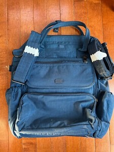 Lug Hatchback | eBay display picture 3