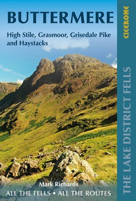 Mark Richards | Walking the Lake District Fells - Buttermere | Taschenbuch