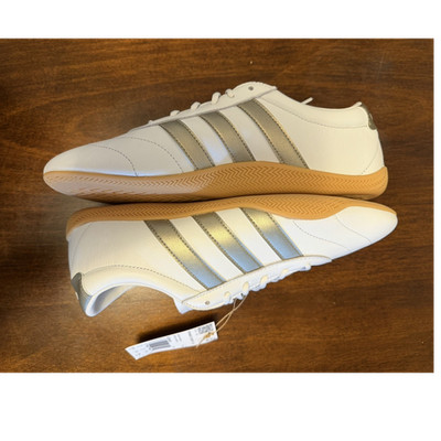 Adidas Grand Court Lo White Silver Gum Athletic Sneaker Low Top Women s 10.5