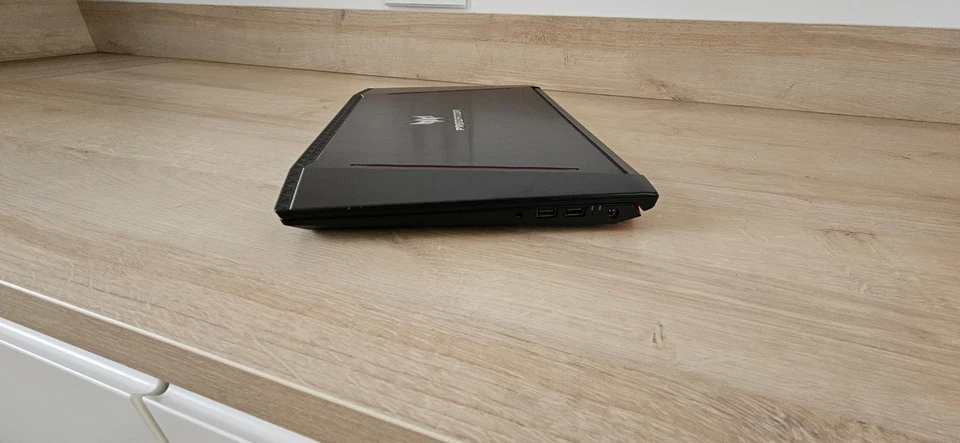 Acer Predator Helios 300 Gaming Laptop – i5-8300H, GTX 1050Ti , 8GB RAM - Photo 2/4