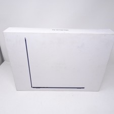 Apple MacBook Air 15" Apple M3 chip 16GB RAM 256GB SSD Midnight MC9G4LL/A 2024