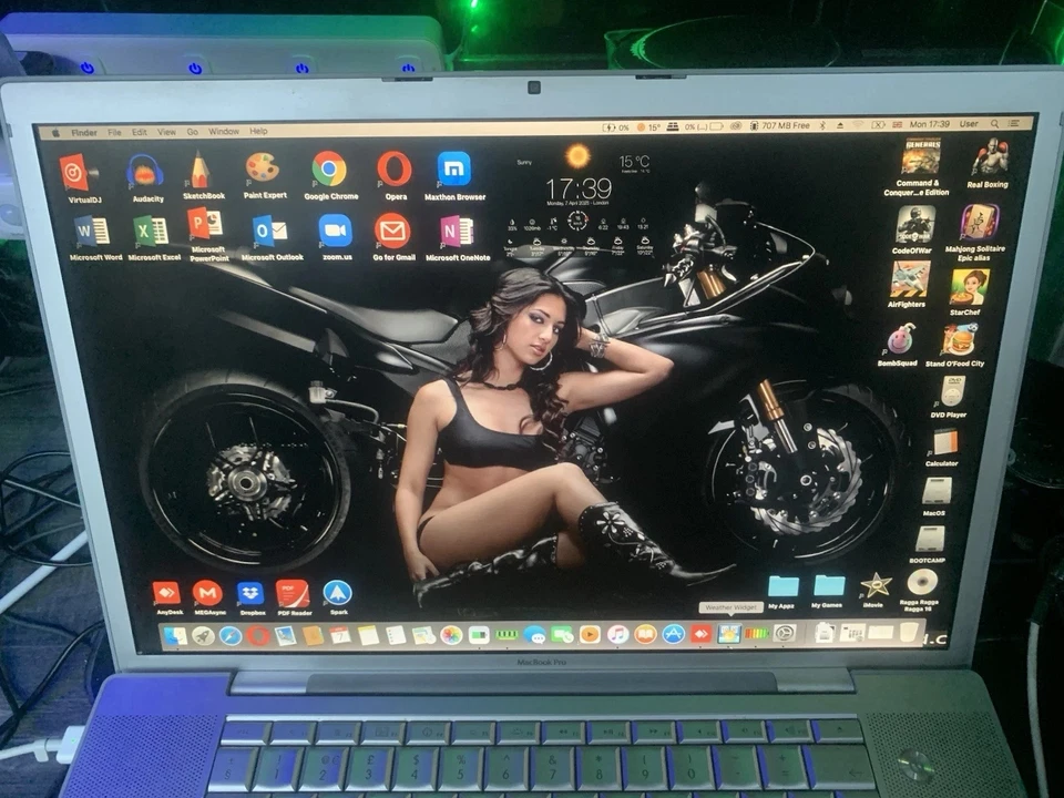 MacBook Pro 17" 2008 A1261 2.5GHz/4GB /500GB HDD /512MB NVIDIA GPU /NO BATTERY - Image 2 of 4