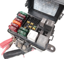 1996 Gmc Sierra Yukon 1500 Chevy Silverado Fuse Box Engine Bay 1997 1998 Oem J16