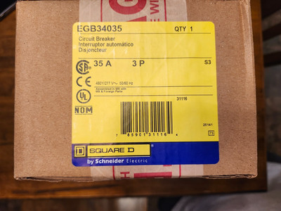 NEW FACTORY SEALED SQUARE D 3 POLE 35AMP CIRCUIT BREAKER EGB34035