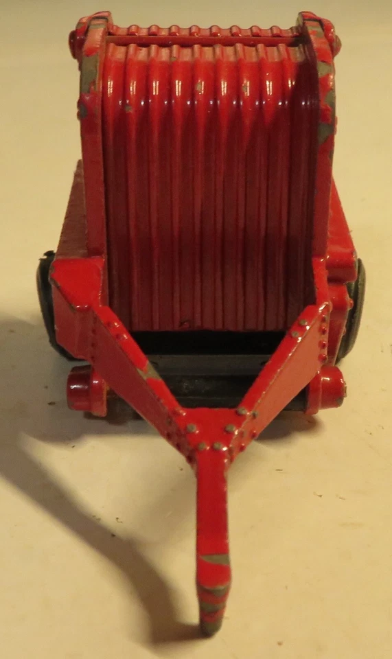 Ertl Die Cast 1/64 Case IH International Harvester 5088 Farm Tractor Hay Baler - Image 4 of 4