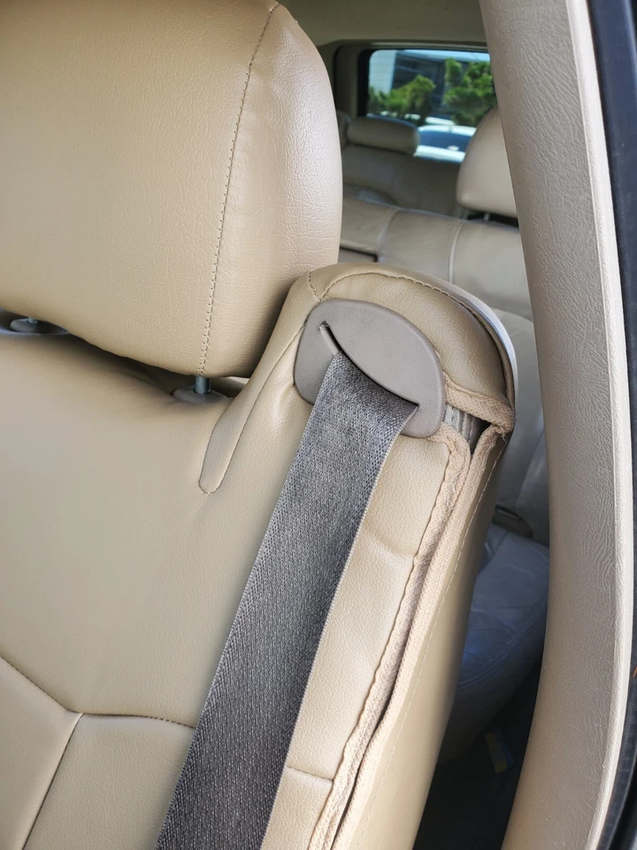 FUNDAS DE ASIENTO DELANTERAS PARA HUMMER H2 2003-2009 IGGEE S. CUERO AJUSTE PERSONALIZADO 13 COLORES Foto 4 de 4