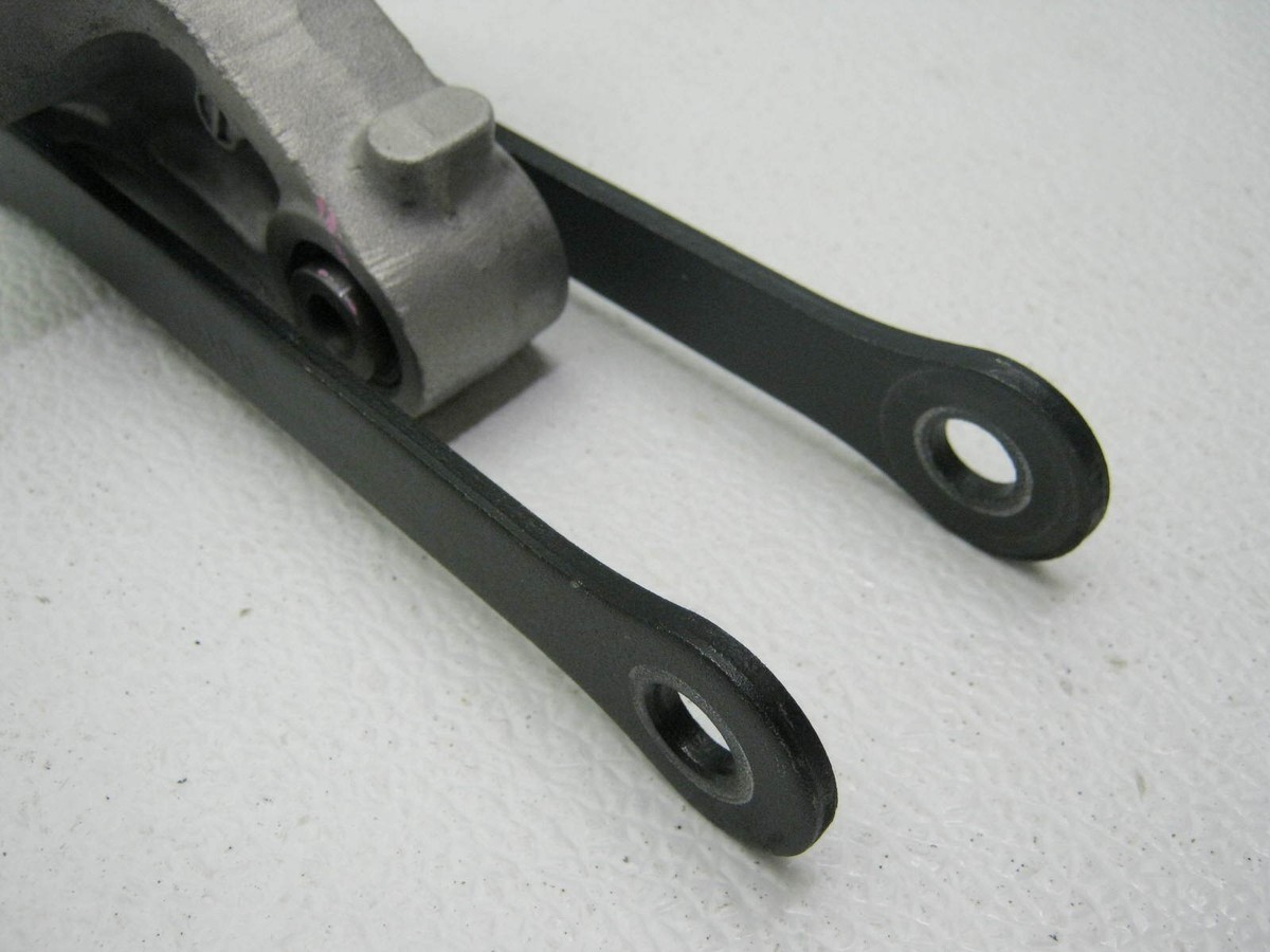Kawasaki Z 800 ZR800 ABS #B259 Rear Suspension Linkage / Shock