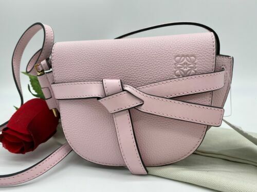 LOEWE Origami Cubo 18 Mink Light Leather Handbag | eBay LOEWE Origami Cubo 18 Mink Light Leather Handbag | eBay