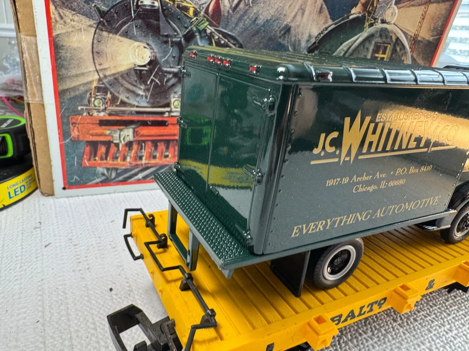 🚂 G SCALE -BACHMANN FLAT CAR WITH 2 DIECAST TRUCKS - 1ST GEAR  L👀K💥G788 - Image 2 of 4