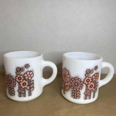 VINTAGE 1960's HAZEL ATLAS MILK GLASS MOD FLOWER POWER COFFEE MUGS