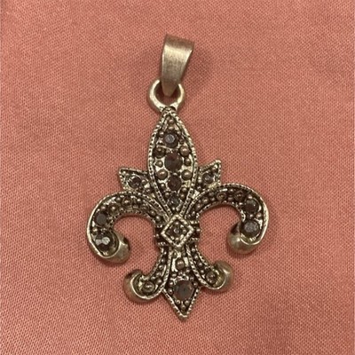 Silver Fleur-de-lis Amulet Pendant Inspirational Charm Necklace