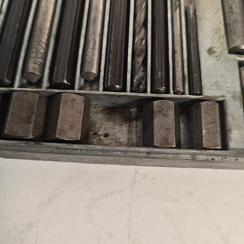 Ridgid Lone Rip Screw Extractors Set No. 10 Original Metal Case See Photos - Picture 10 of 12